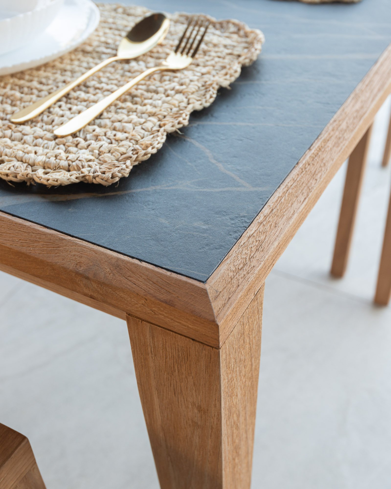 ASTRA  DINING TABLE Thumbnail
